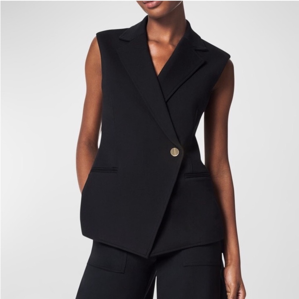 Spanx Perfectly Asymmetric Tailored Single Button Vest in Black Size Large NWT